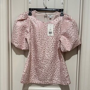 Crown & Ivy Pink Patterned Puff Sleeve Blouse